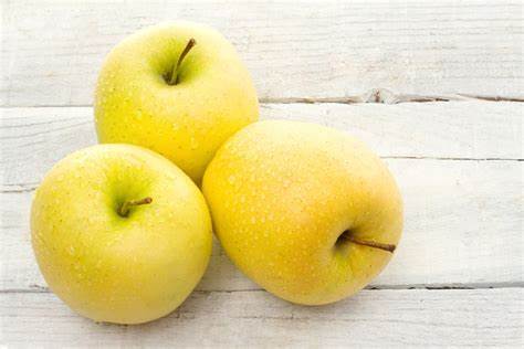 Gold Delicious Apples