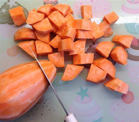 1 Gallon Cut Sweet Potatoes in Syrup