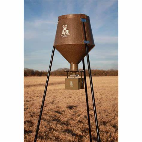 200LB Boss Buck 12V Auto Feeder