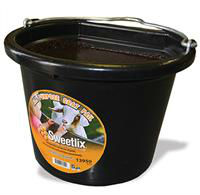 SWEETLIX ALL PURPOSE GOAT PAIL