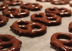 CHOCOLATE COVERED PRETZELS 1#
